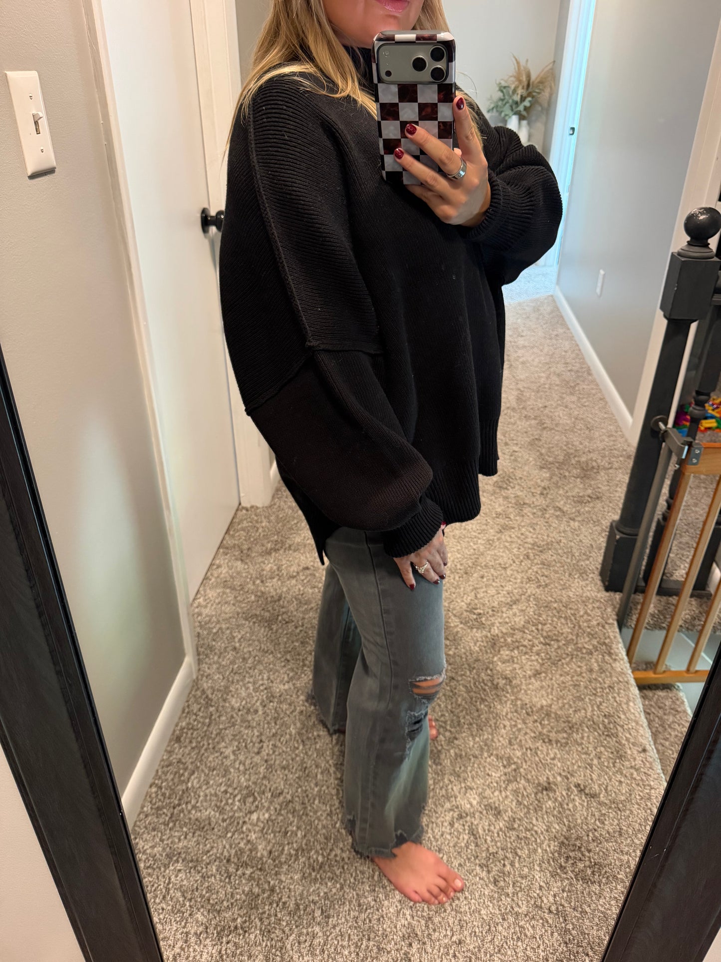 Millie- Black Oversized Sweater